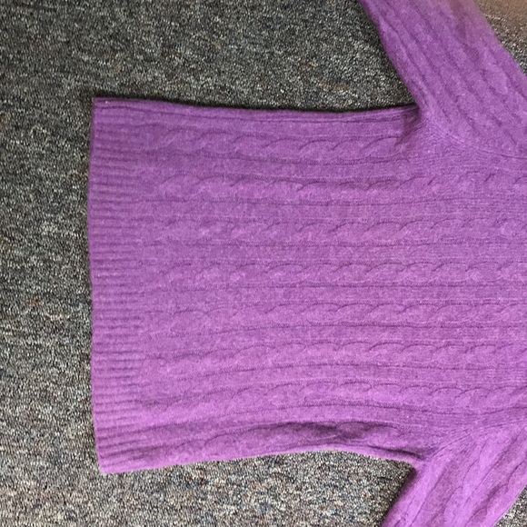 Cabled cashmere sweater - Picture 4 of 5